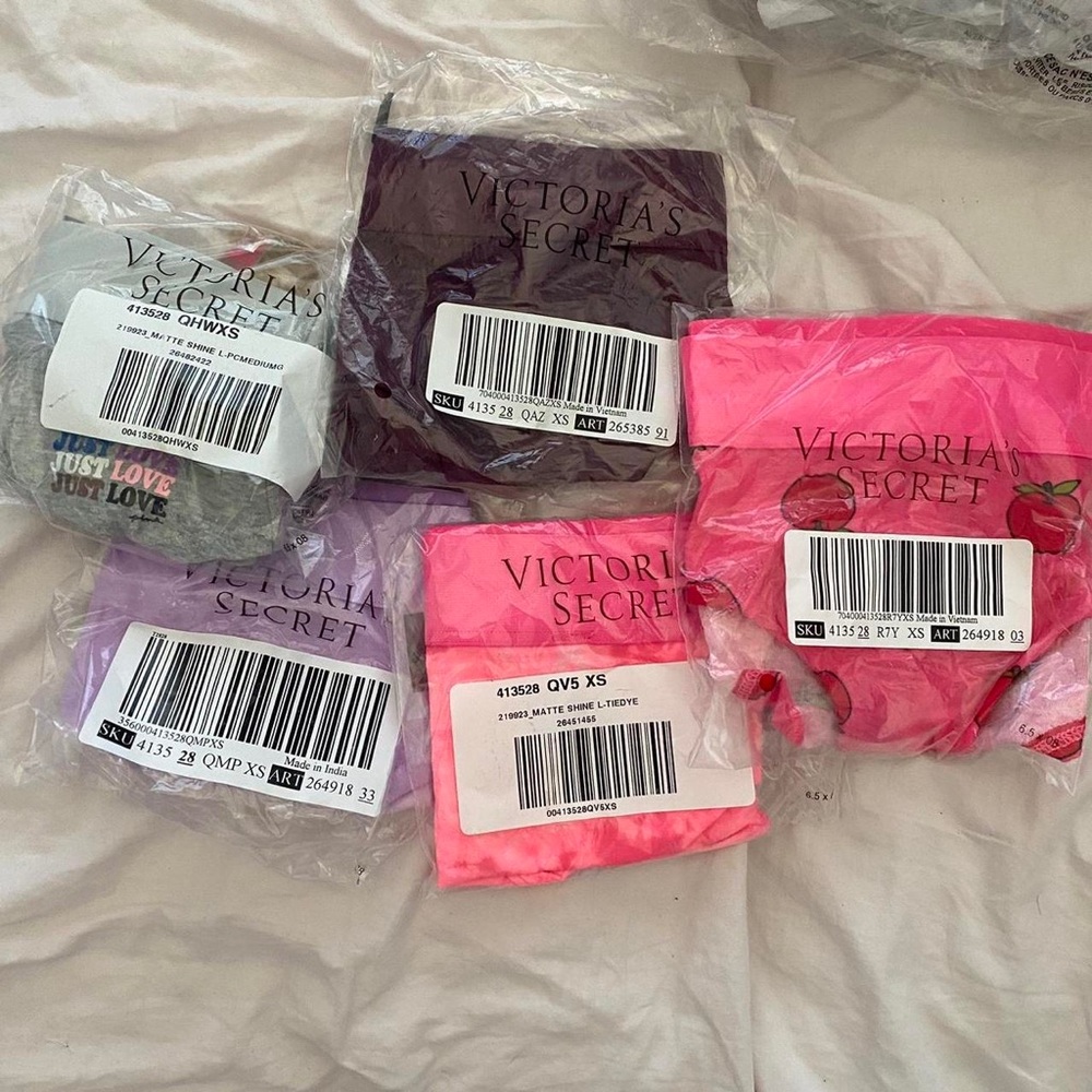Lot of 5 Victoria’s Secret panties XS